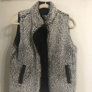 Francesca’s Sherpa Reversible Vest